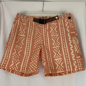 Burton peach & beige 'Arrowtown' shorts
